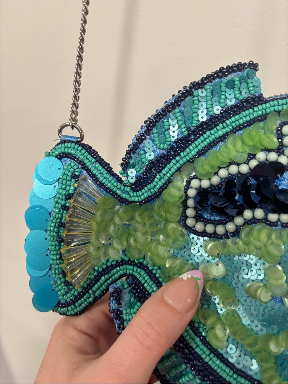 VIRAL Beaded Fish Crossbody Bag - Blue Green - Picture 3 of 7